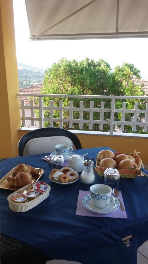 B&B Benjamin Badesi Esterno foto